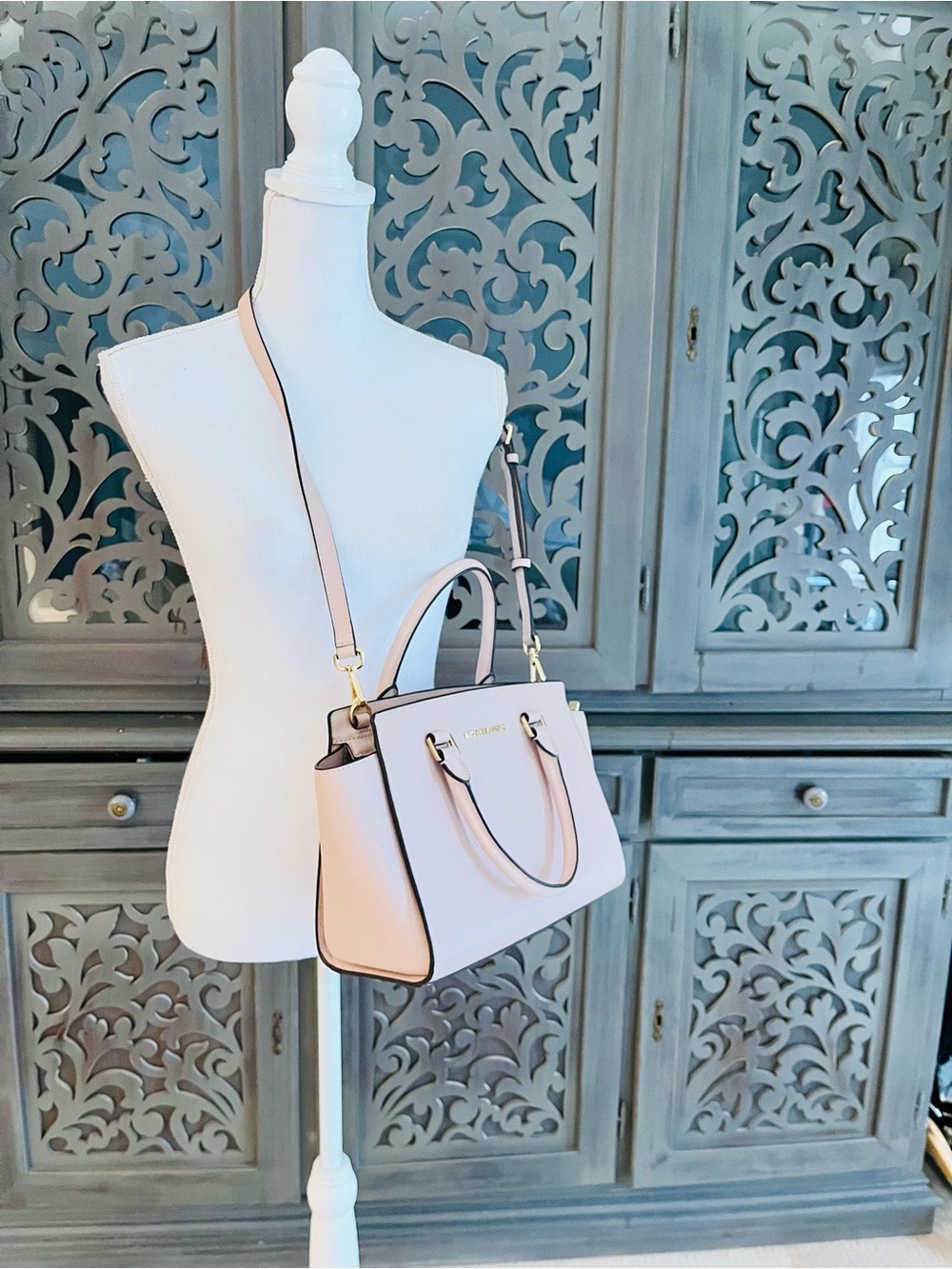 Michael Kors pale pink Selma Satchel bag
